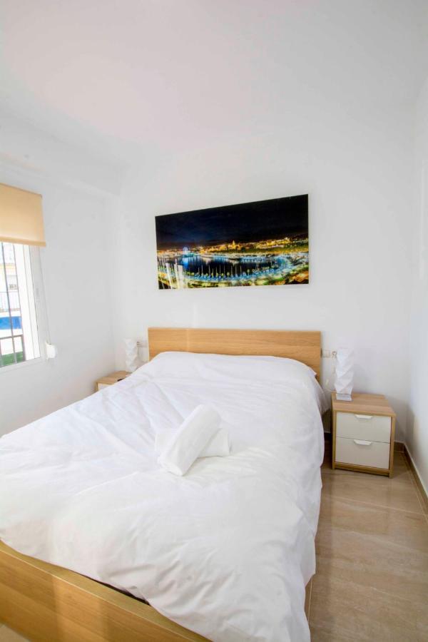 טורמולינוס Apartamentos Los Alamos Sardinero מראה חיצוני תמונה