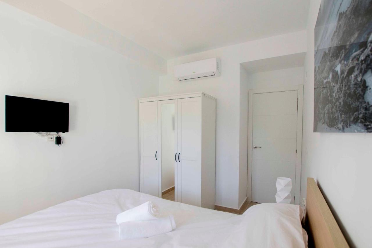 טורמולינוס Apartamentos Los Alamos Sardinero מראה חיצוני תמונה