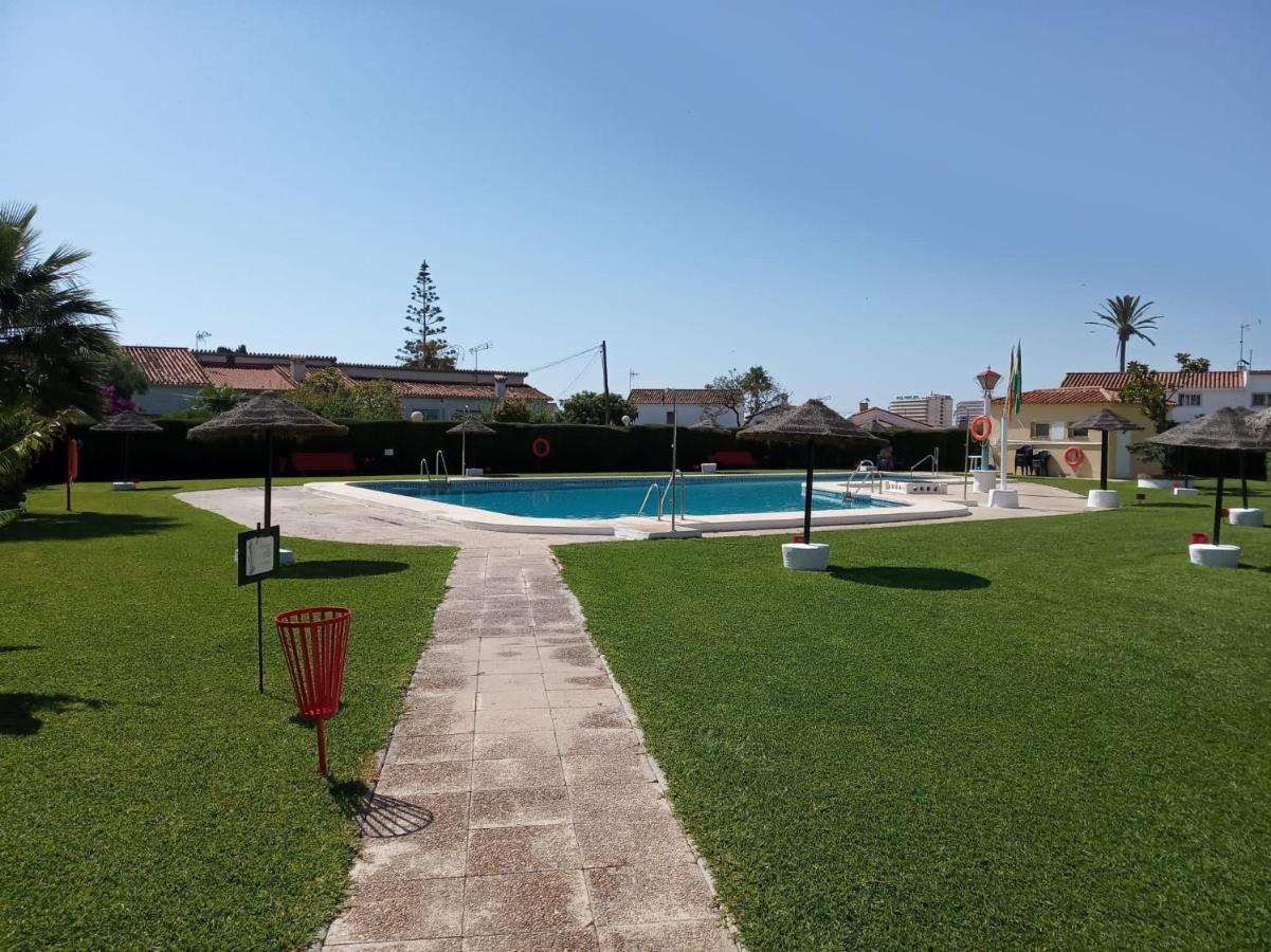 טורמולינוס Apartamentos Los Alamos Sardinero מראה חיצוני תמונה